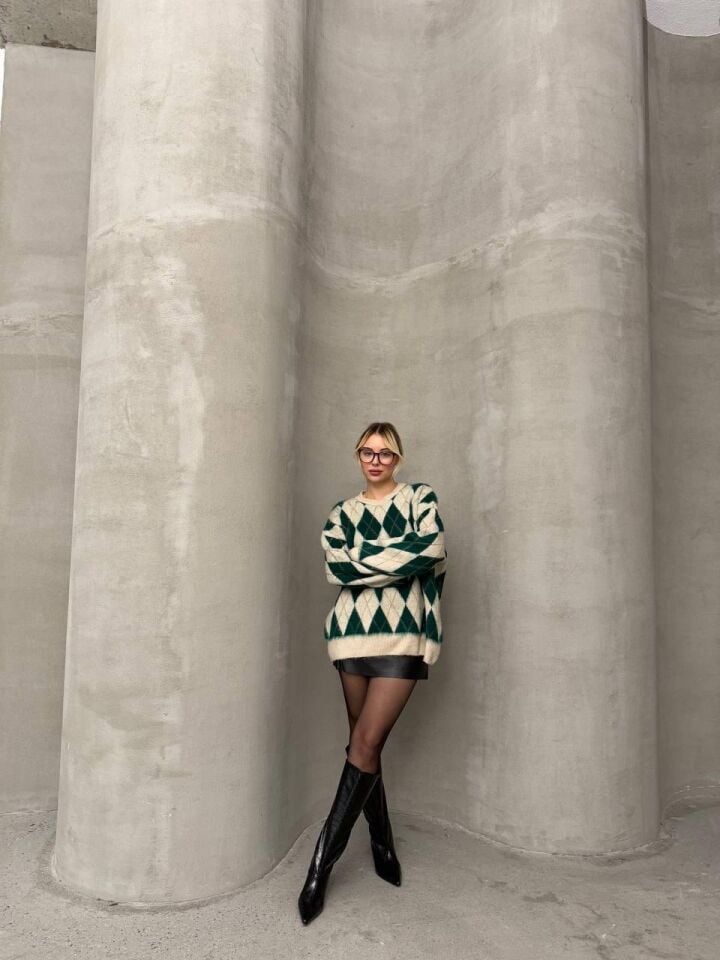 Kadın Yumuşak dokulu Yünlü Baklava Desenli Şardonlu Triko Kazak 60351320