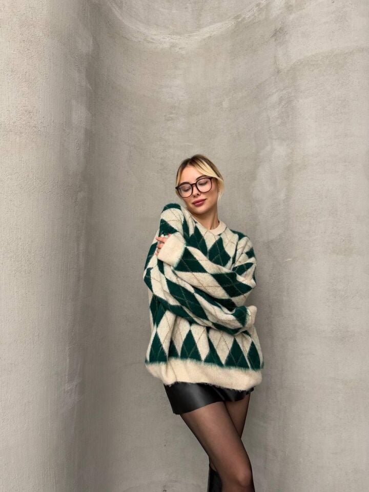 Kadın Yumuşak dokulu Yünlü Baklava Desenli Şardonlu Triko Kazak 60351320