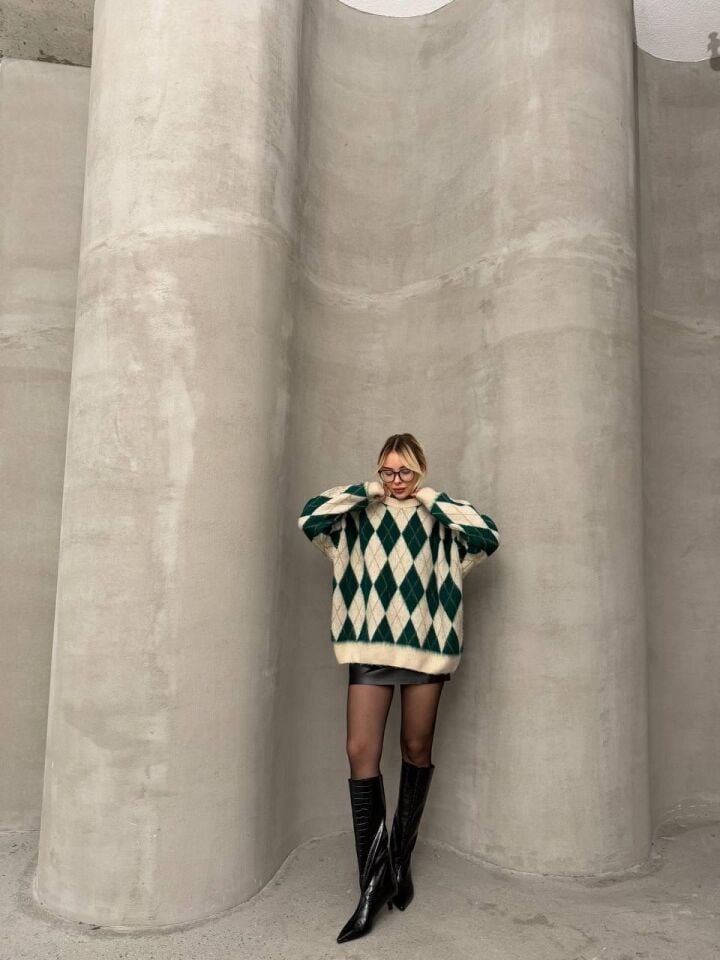 Kadın Yumuşak dokulu Yünlü Baklava Desenli Şardonlu Triko Kazak 60351320