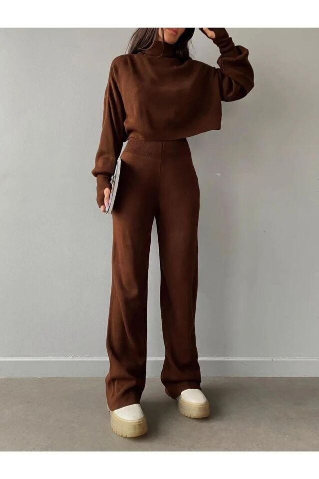 Parmak Geçmeli Crop Yüksek Bel Triko Takım