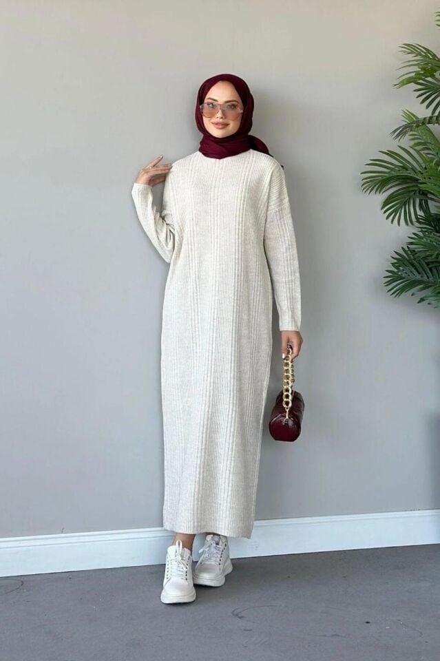 Tesettür Triko Fitilli Taş Elbise