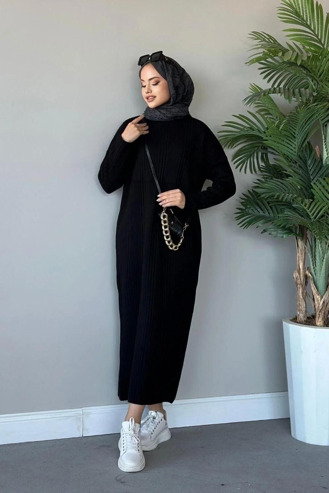 Tesettür Triko Fitilli Siyah Uzun  Elbise