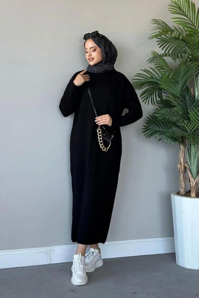 Tesettür Triko Fitilli Siyah Uzun  Elbise