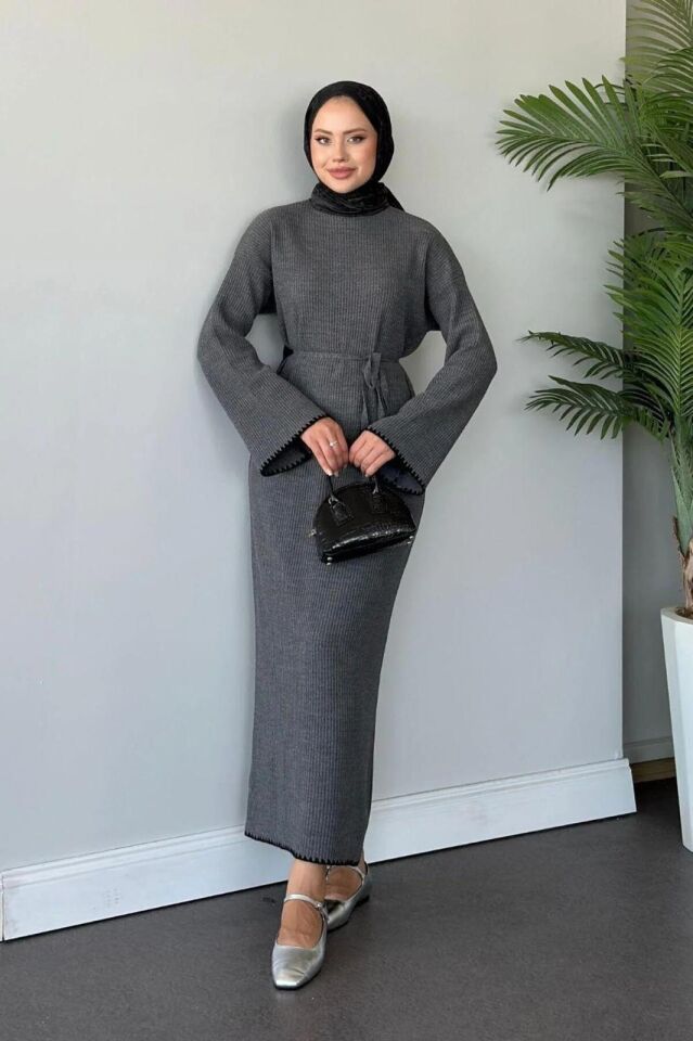 Tesettür Triko Çoban Desen Detaylı Antrasit Elbise