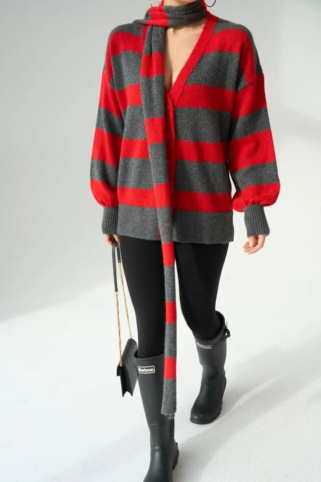 Kadın Kırmızı Çizgili Şal Aksesuarlı Hırka